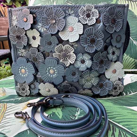 EUC - Coach 1941 Rogue 25 Tea Rose Chambray C1880-58840 - Picture 15 of 15